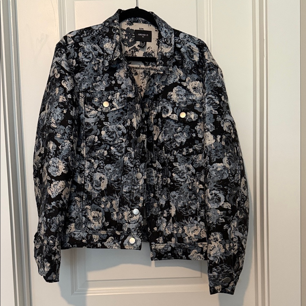 Forever 21 Black and Gray Floral Jacket